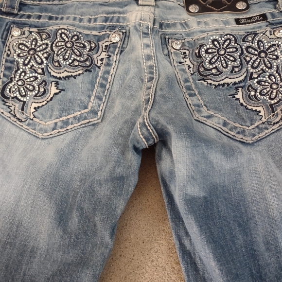 Miss Me Denim - Denim Jeans